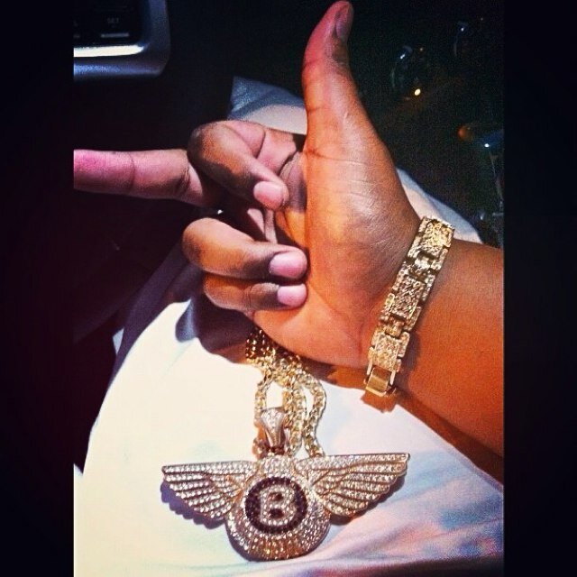 SO CUSTOM YOU NOT GONE BE ACCUSTOMED TO IT http://t.co/pDxgxdgKRo FOLLOW MY REAL TWITTER @SPIFFY_VUITTON