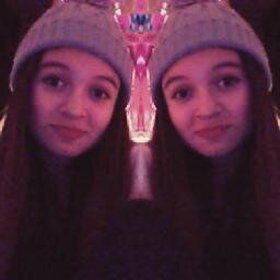 Cada vez que sientas que la tristeza te persigue, dejala entrar a tu vida~♥ soy Roycenatica, amo a Justin Bieber, Matt Hunter y One Direction.