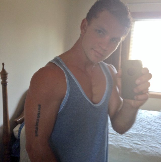 27, I am a gym adict , I post fitness stuff and whatever else i feel like.. Like hit the follow button kik fit69guy