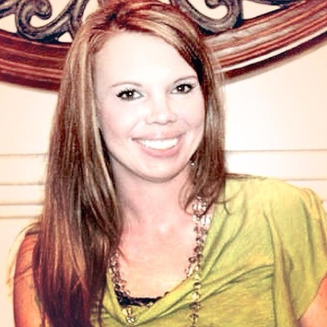 mom. wife. domestic engineer. student. blogger. superhero.