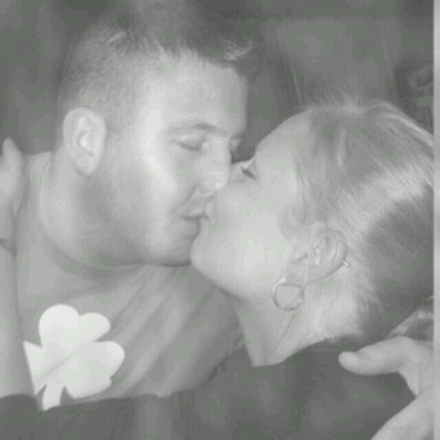 brandi_martin85's profile picture. 