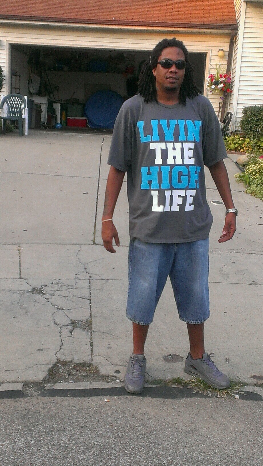 I LUV BBW'S BEAUTIFUL BLACK WOMEN & MY BEAUTIFUL LIL GIRL!!!!! I LUV 2 GET $$$$$$!!!! I luv my FB page all 3 of them! :-)