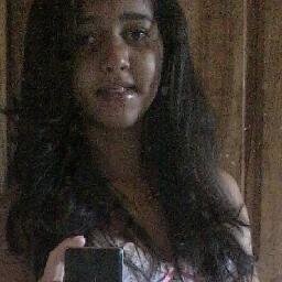 sou uma belieber amo muito o justin bieber