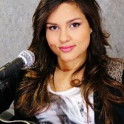 Cantora e compositora - Sony Music