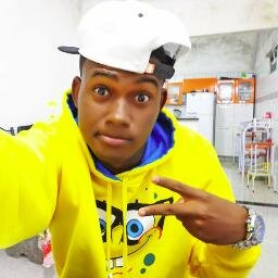 Face: /marquinhowsmenezes
