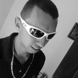 18 anos,http://t.co/tI1eFNe5