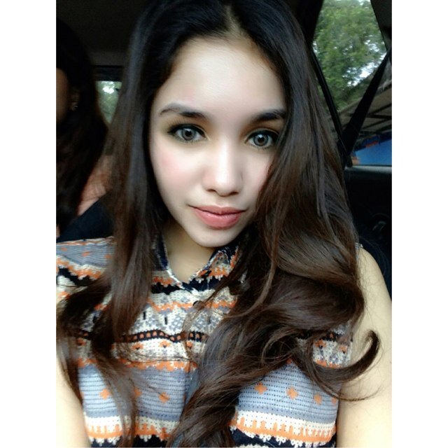 follow me on @AdibahAmaliaa :)