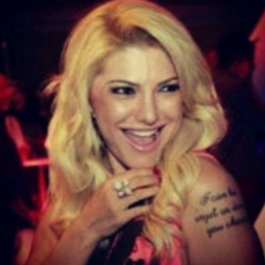 Suuuper fã da Antonia Fontenelle...Ela é mais do que diva. Amo muito!