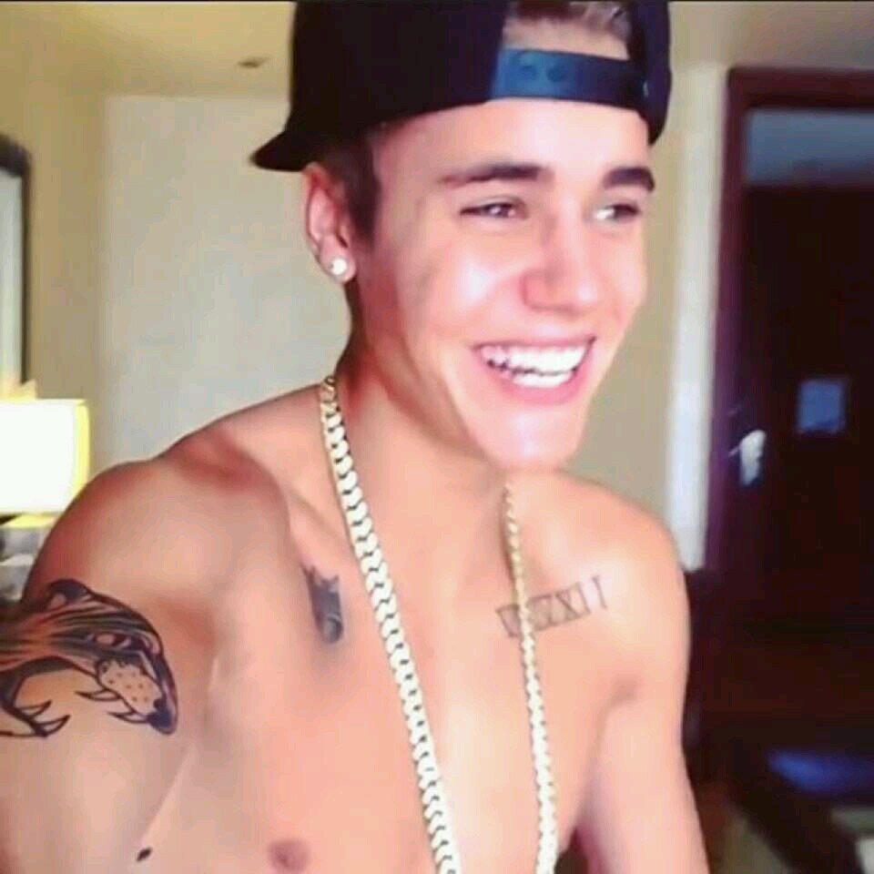 Austin and Cody told me they love me 8/12/13, 8/20/13. I saw Justin 7/15/13. I will meet my idol one day, never say never.