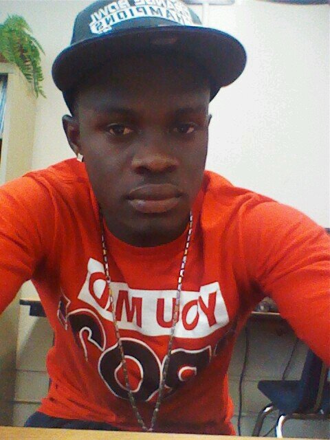 r51877739's profile picture. 