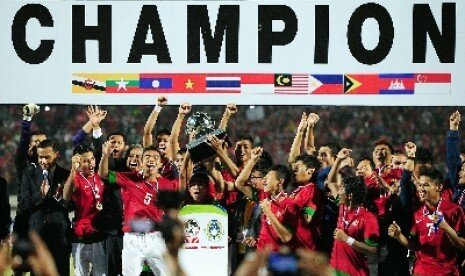 Prestasi Timnas U-19:
Juara AFC U-19 Championship 1961
Juara AFF U-19 Championship 2013
Email: garudajaya9@gmail.com