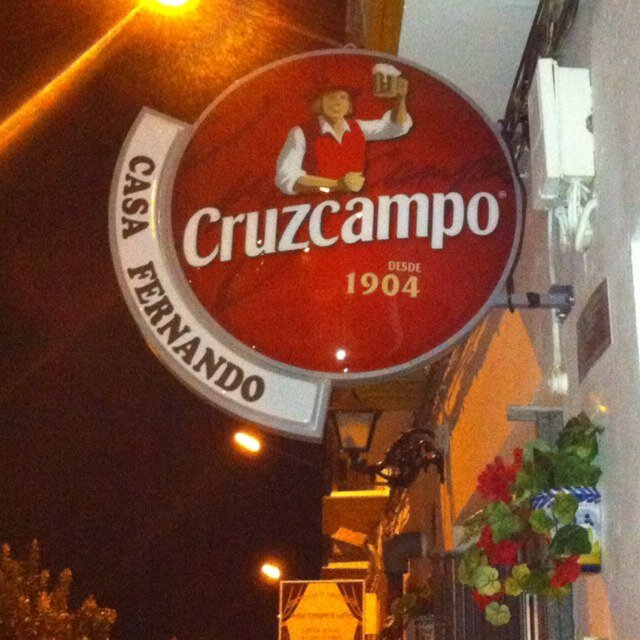 Casa Fernando, nuevo bar familiar en Paradas. Comida de fusión (Tradicional pero con un toque diferente) 
Inspirada en los distintos sabores y lugares del mundo