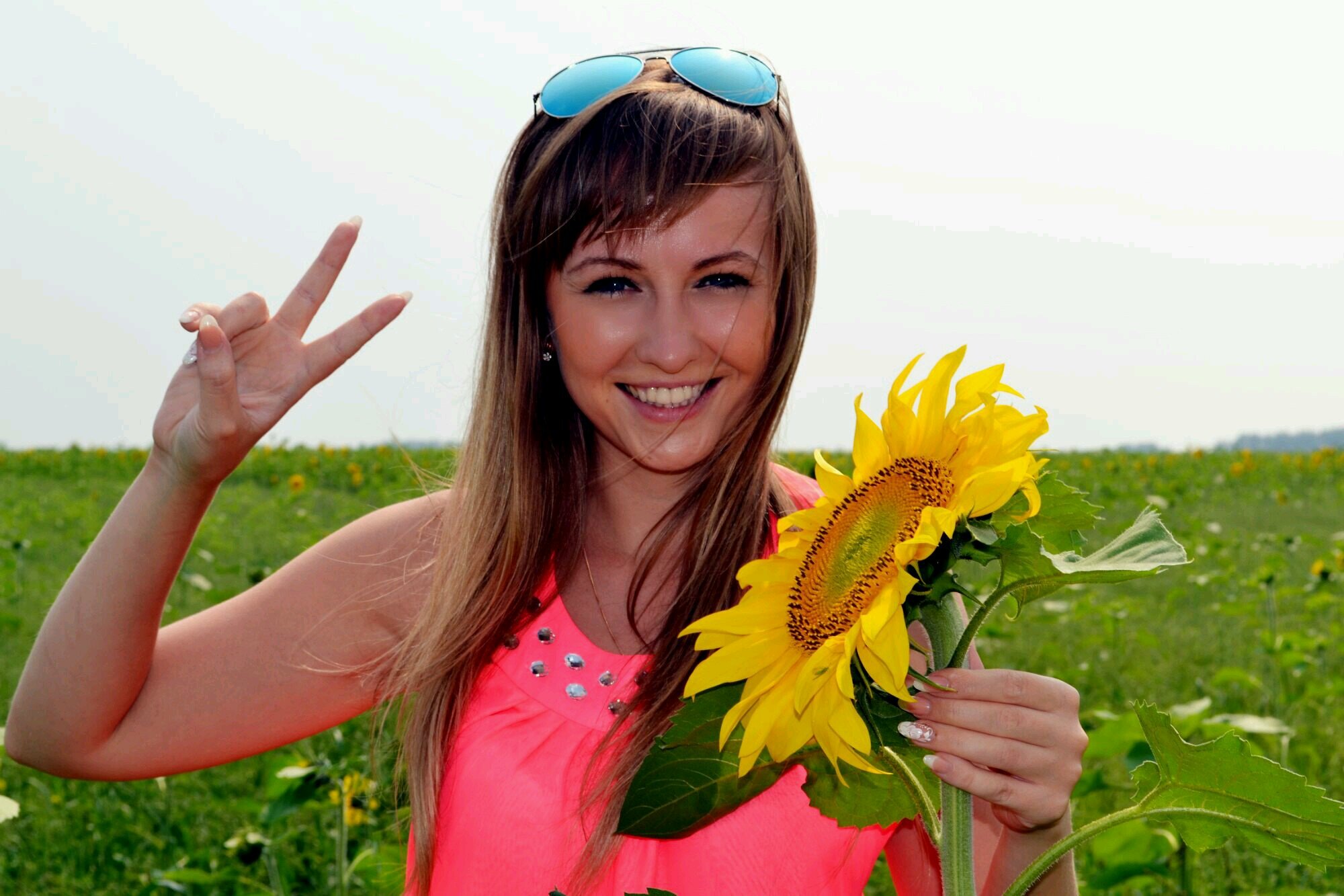 tihanova90's profile picture. 