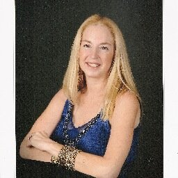 TravelersAnony's profile picture. Travel Addict, Writer, Yogi