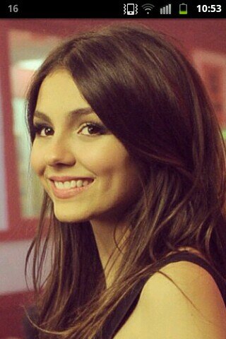I'm a big fan of @VictoriaJustice, please follow me! She's is the best and I'll never forget her!