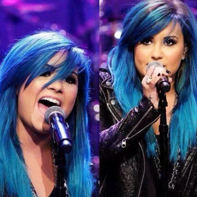 Rockn' it out like Lovato ✌