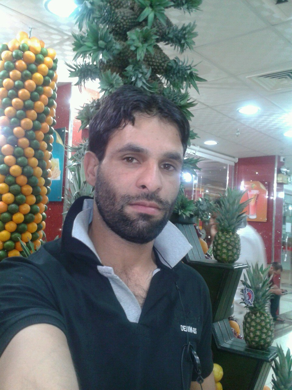 mohdishaq18's profile picture. ishaq