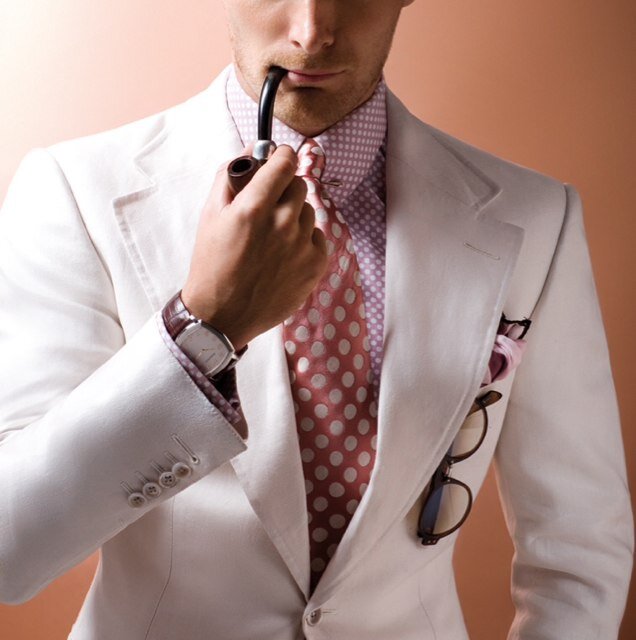 Just a dude on the interwebs. A complete gentleman until I DM you. Flash me for a follow. kidding. probably.