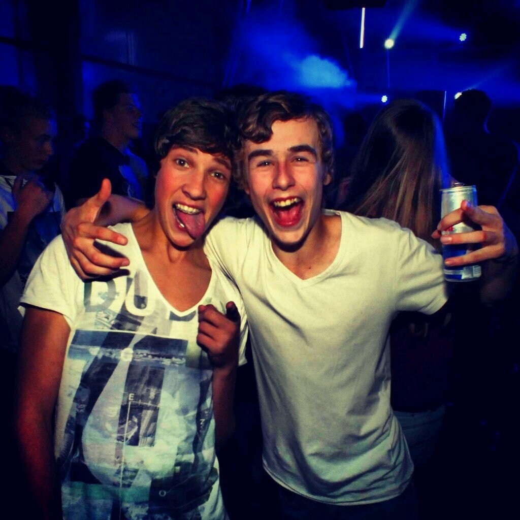 19jaar--Hardstyle-- Rawstyle--#SGADL