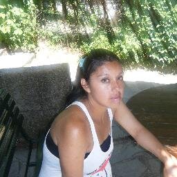 karla8827's profile picture. LAS MUJERES SON PERFECTAS :) ...PUEDEN USAR COLOR ROSADO Y AZUL, PANTALON O FALDA. PUEDEN SACAR ADELANTE A LOS HIJOS SOLAS. SON LAS PRIMERAS REHENES EN SER LIBE