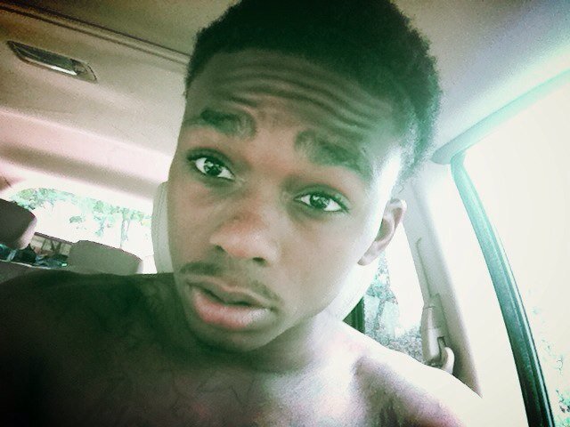 You hoes get no LOVE !!!!