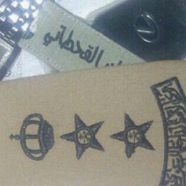 وجودكم في حياتي ‹ يجعلني أخجل أن اتمنى شيئا آخر (متذوق للشعر واحياناً اعبر عن مشاعري بقلمي)