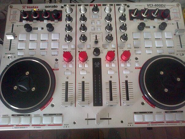 For the love of deep/bass house