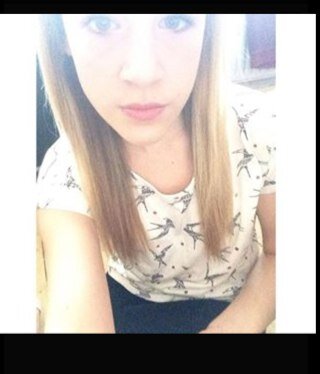 follow me and i will follow back
 ask fm- k4tielouisee 
Instagram- katietbhh