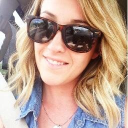 lifestyle blogger & diet coke lover // san diegan born & raised, but now an AZ desert rat (& loving it!). wife to josh, mama to eden, saved by jesus / jer 29:11
