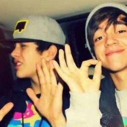 My Everythings = Justin Drew Bieber*Austin Carter Mahone*Cody Robert Simpson         

******Mahomie 4 Life******