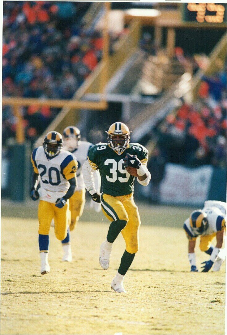 Darrell Thompson Profile