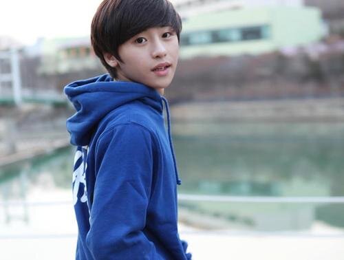 ©OFFICIALFAKERS of ulzzang @i_am_namsoo! 24.10.1994. Ulzzang Shidae 6. bbuing뿌잉~♥ #ulzzangunite #얼짱Domination #UlzzangSQ