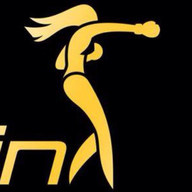 Girls In Gloves is a fitness company & brand dedicated to teaching women skills in boxing and weight lifting. 12 week body transformation packages available.