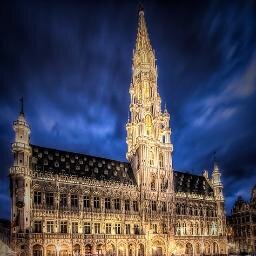 With Car Rental Belgium, take your car through Belgium , the Country Attracts with many tourist attractions, the most motley visitors.