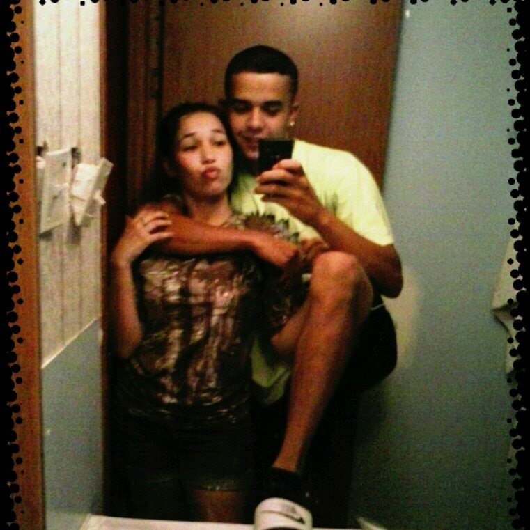 Its annie:) #TeamGoodGirl #TeamSinglee #TeamPartyGirl #TeamSwagg #TeamFreshman #TeamRams..Follow me and ill follow back:)