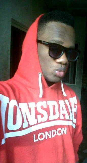 follow.me and i ll follow back...you can add me on bbm pin:30FCB86D..webmaster201 on 2go