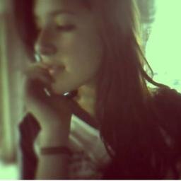 Ariana, Colorada, Apaixonada, Gaúcha Ω, simples assim...
 #Leonardo ♡