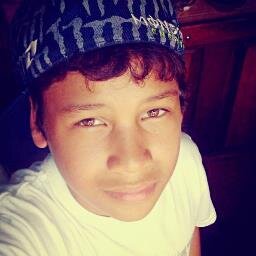 *-* :D En El Amor No ai edades *-* Soi Divertido :D Me gusta el Rap Soi Romántico :3 Claro sobretodo serio :P https://t.co/tlHQLIWhMR ai tienes mi face
