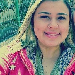O Teu mal pensando ,o teu mal olhado , não me faz andar pra traz e nem ficar parada ♪ ! (=