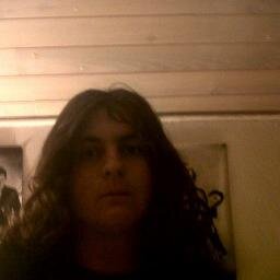 Metal , trve666 , D4rk , tu peu pa test , LELELELELELEL , bon bref ._. 14 Ans - Metalhead (trve,d4rk bouffeur de enfants sataniste oculte du 17eme siecle )voila