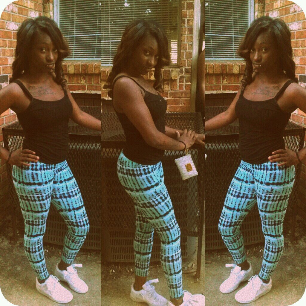 ® Dew Yoself Ah Favor nd Change Det Color Of Det Follow Button. Follow Ah Pretty Btych #TeamFollowBakk Follow Me On IG: PrettyAszEc