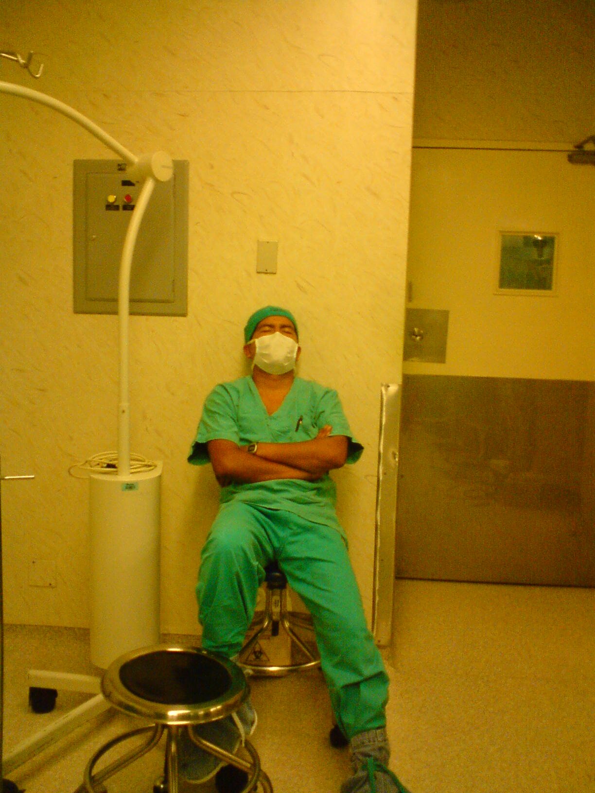 Médico Nefrólogo, adultos y niños.
Maestría en Políticas y Administración en Salud.
Defensor de la democracia y la institucionalidad.
#LaResistencia.