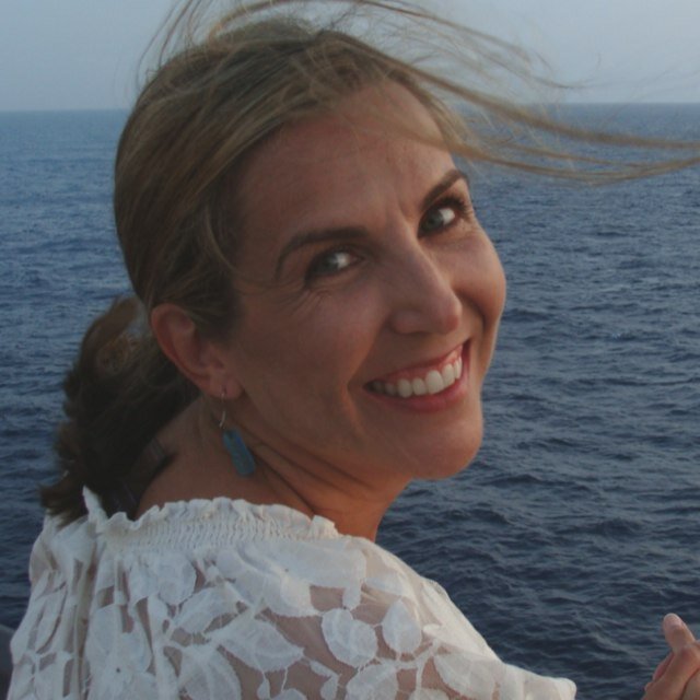 ouiser's profile picture. Digital Content Strategy Manager for Sherpa/ #Voiceover / #Blogger / Married to all-time champ husband, @wildernets.