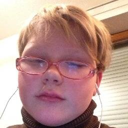 Hi leute ich ich heise Kasandra bin 11 jahre alt und ich würde mich freuen wenn ihr meine Follower  währt bis bald Tschüss