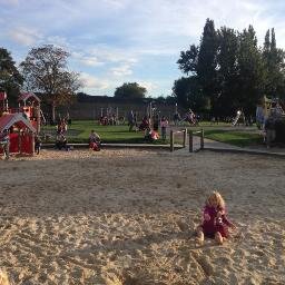 Local Surrey Mums sharing news, events, advice & offers. Facebook: Surrey Mums Online