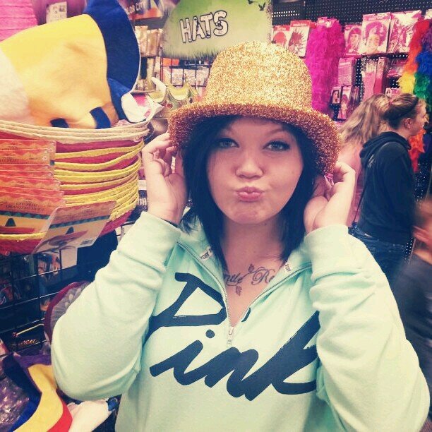 hagann_bro's profile picture. You're lost, Follow me:)