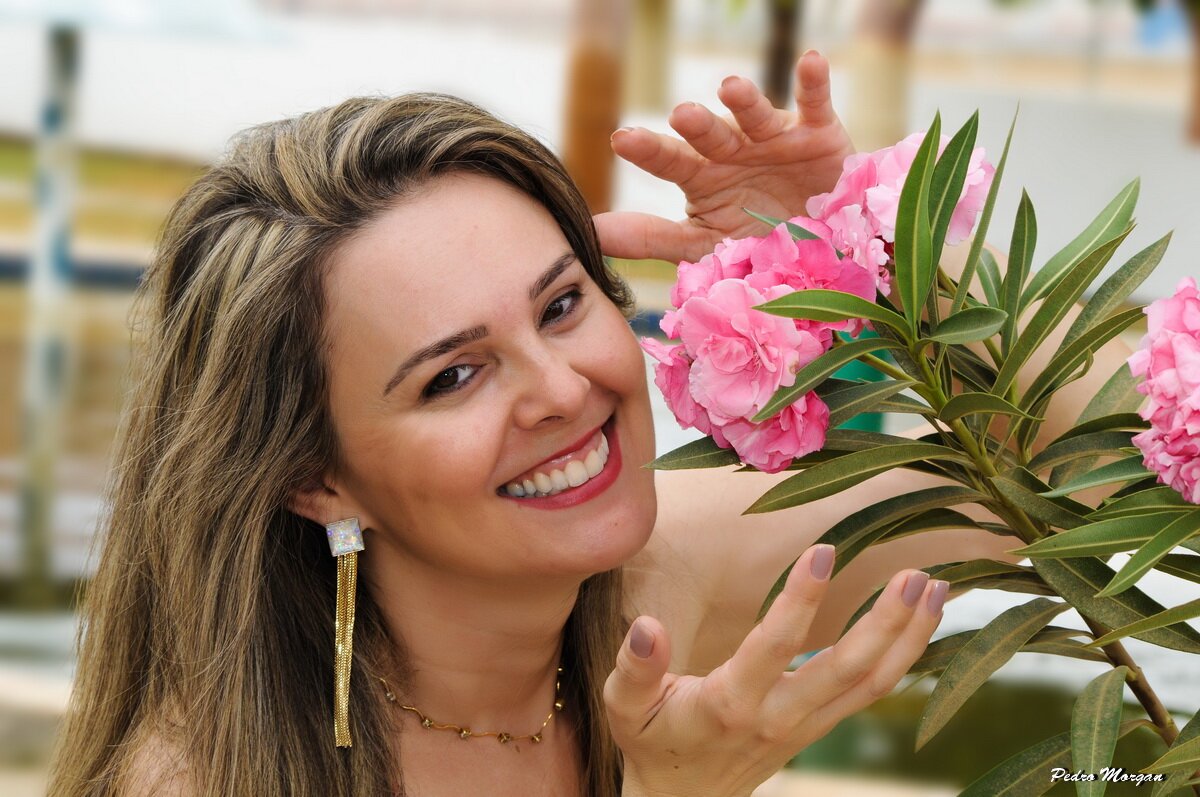 Hoje aprendi que uma das maneiras mais poderosas de se amar alguém é orando por ela.
Então ore comigo: Meu sr Jesus. ensina-me a fazer a tua vontade. Amém.