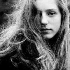 ♥Fiery throng of muted angels
Giving love and getting nothing back♥