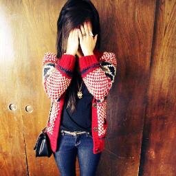 a College student, I love guitar ,Singing and learn Many languages  I Study Medical Record's   ;D follow me and i will follow you back .