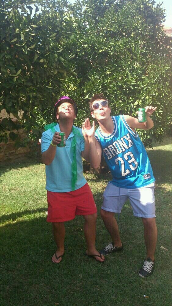 Feliz cada vez que estoy con los mejores, gracias por estar ahi